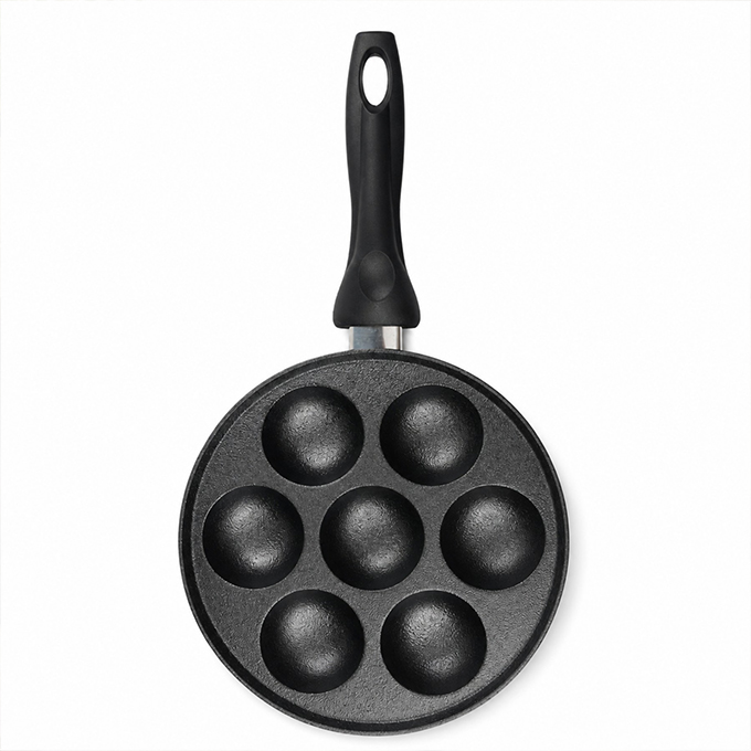 Gietijzeren pan met 7 gaten